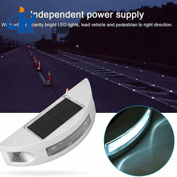 <h3>Horseshoe Solar Stud Light On Discount In Japan</h3>
